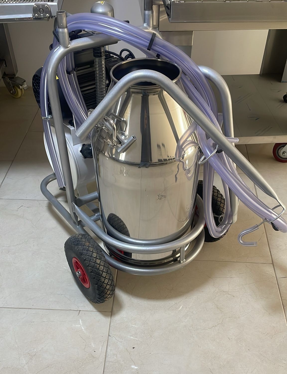 معدات صناعية